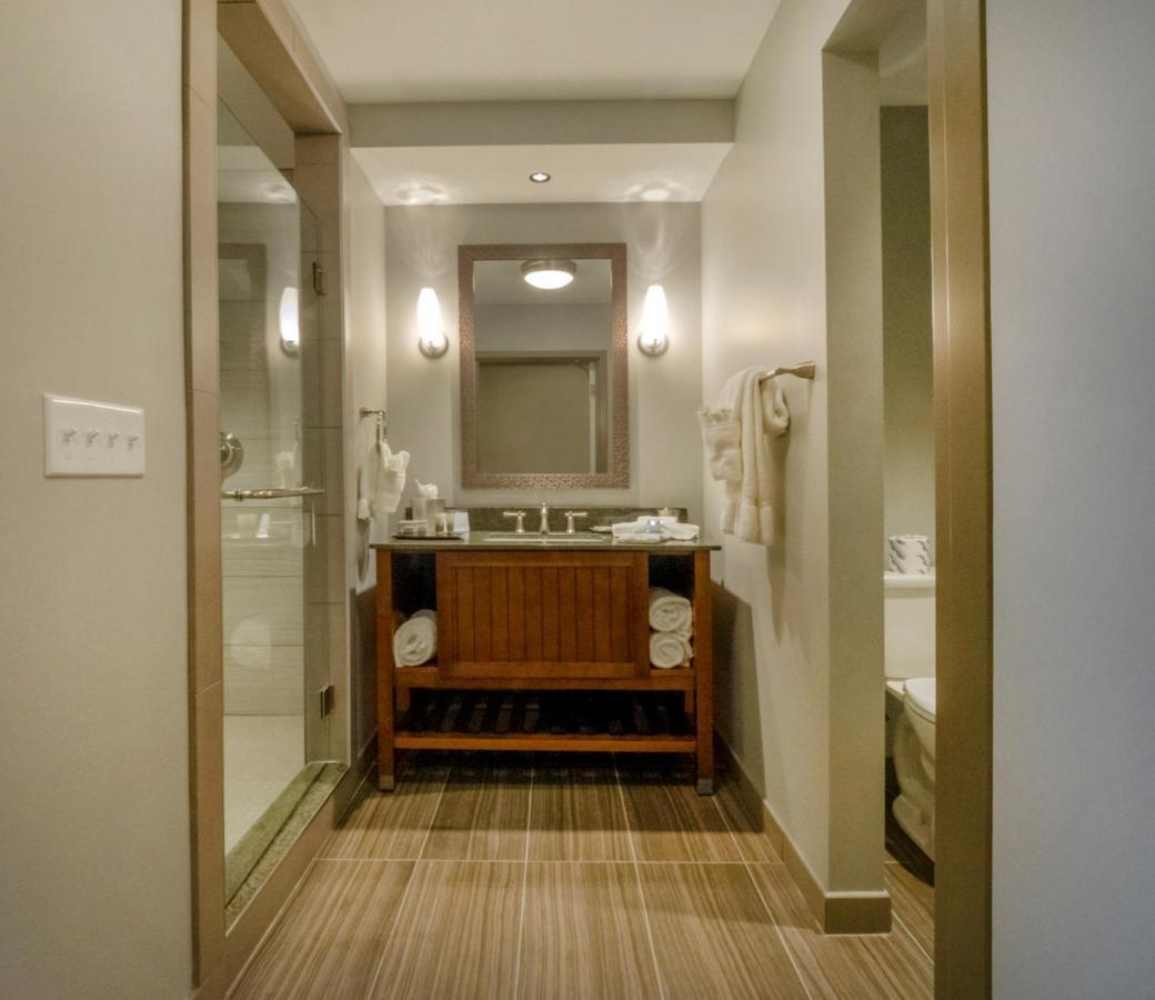Chautauqua Harbor Hotel - Jamestown Celoron المظهر الخارجي الصورة